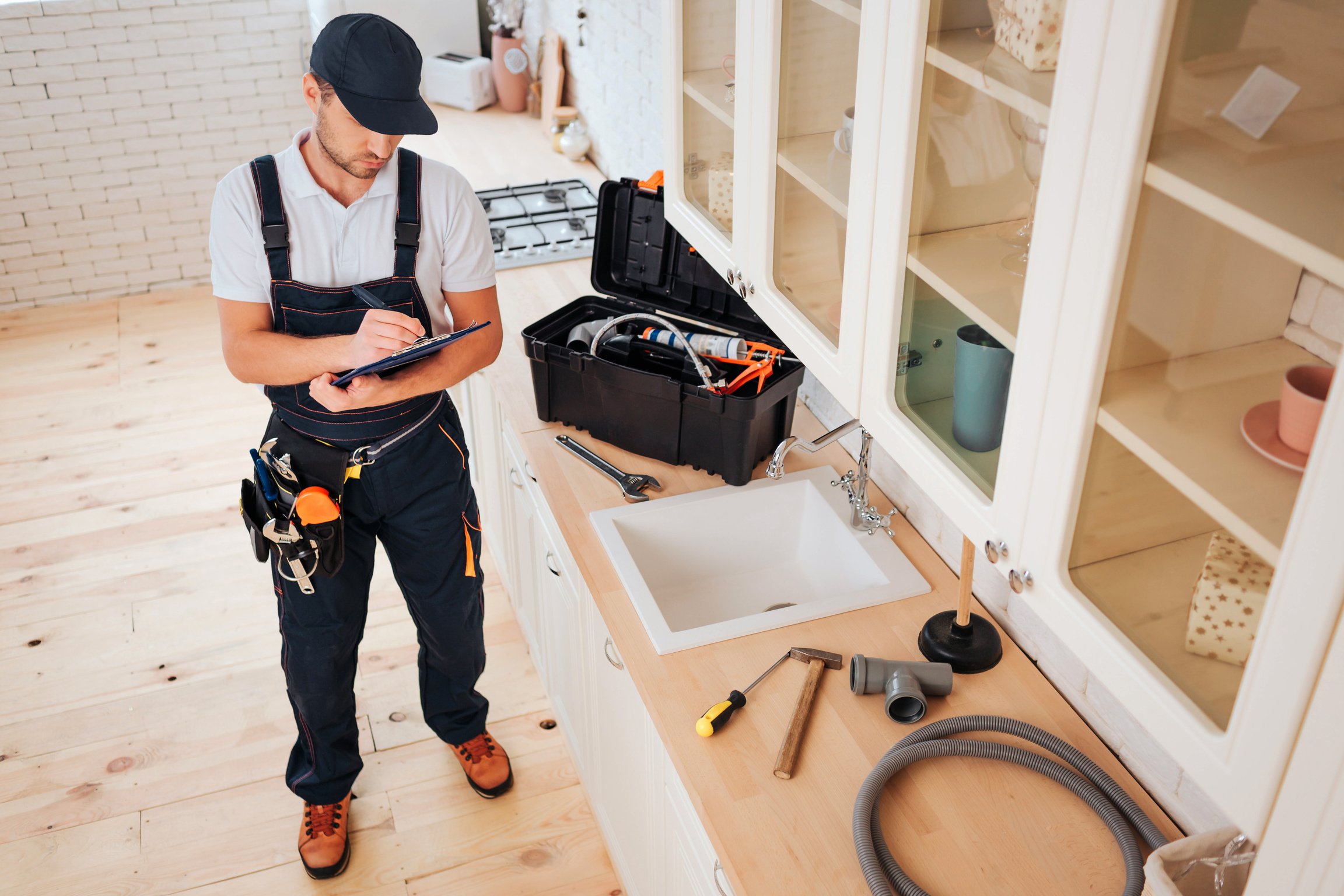 Plumber in Kitchen